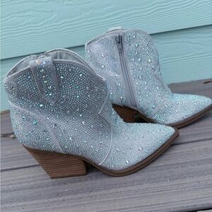 Sparkling Gray Ankle Boots